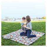 Skip Hop - Central Park Blanket & Cooler Bag  Triangles حقيبة تبريد و سجادة تنزه  مثلثات من ماركة سكيب هوب